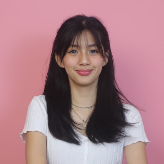 Mica Hong&nbsp;and&nbsp;Peace News Staff