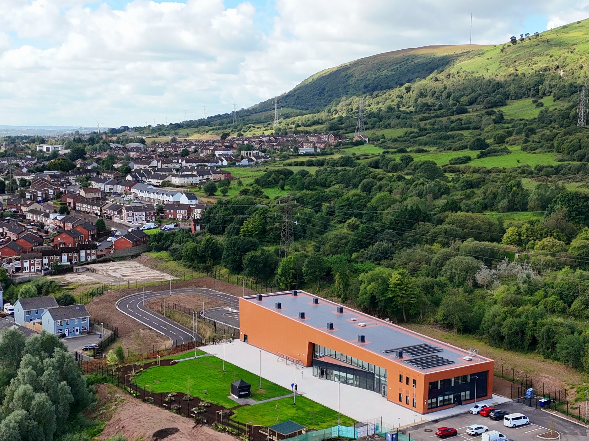 Breaking Down Walls, Uniting Communities in Northern Ireland - Peace News Network
